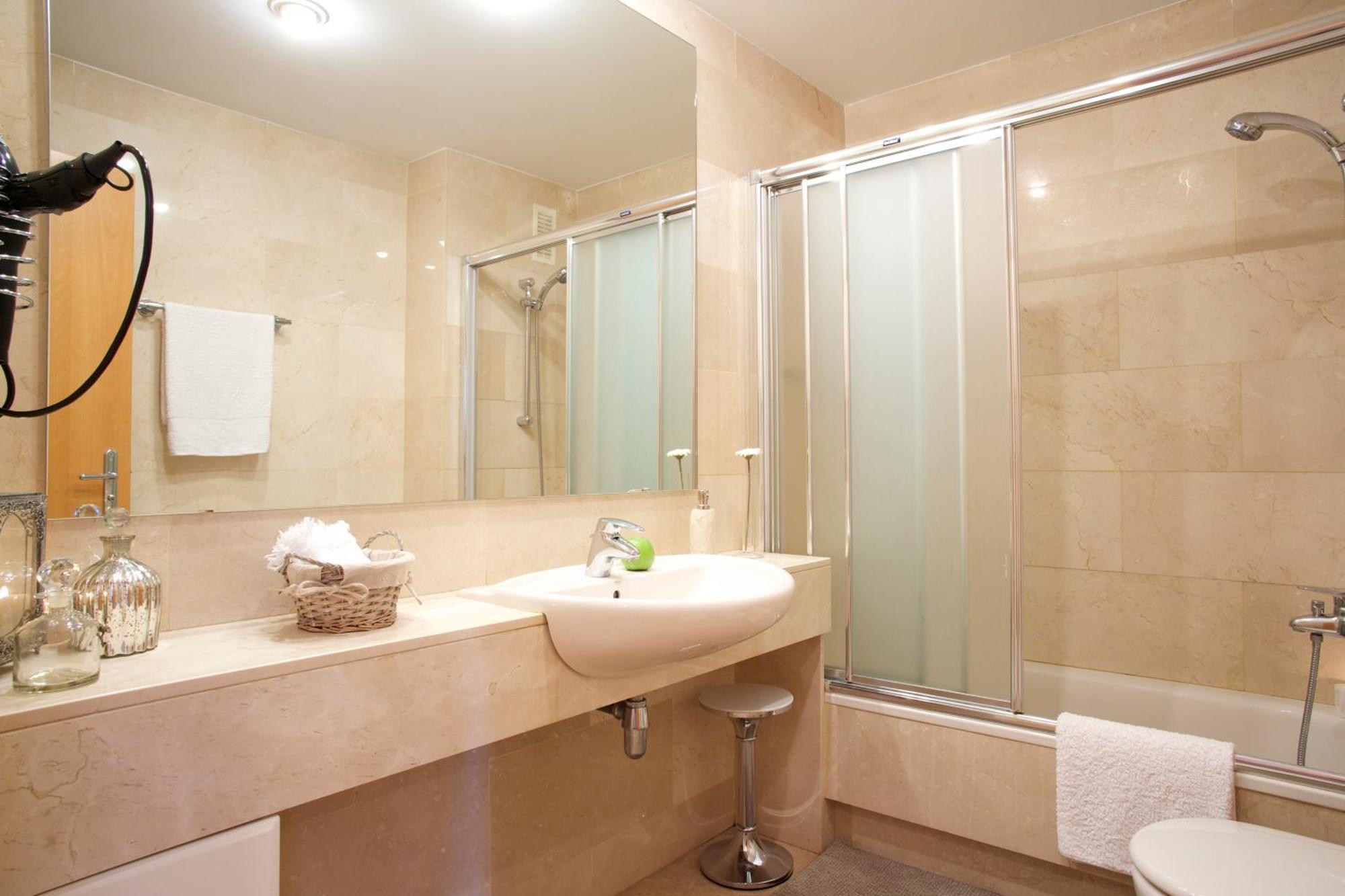 Lux Apartments Barcelona Room photo